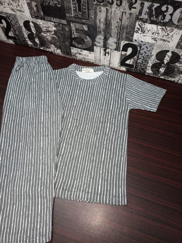 Grey Stripe